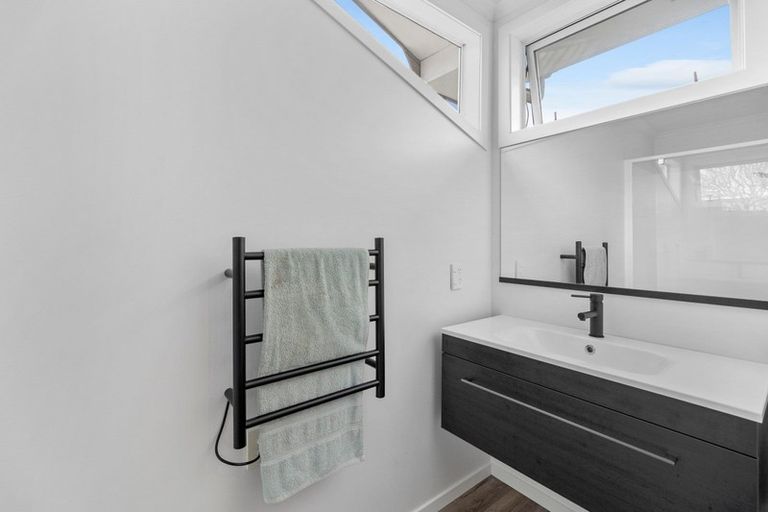 Photo of property in 6 Shakespeare Street, Stratford, 4332