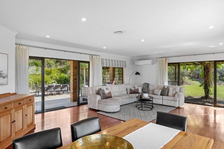 Photo of property in 15 Joblin Road, Wainui, Silverdale, 0994