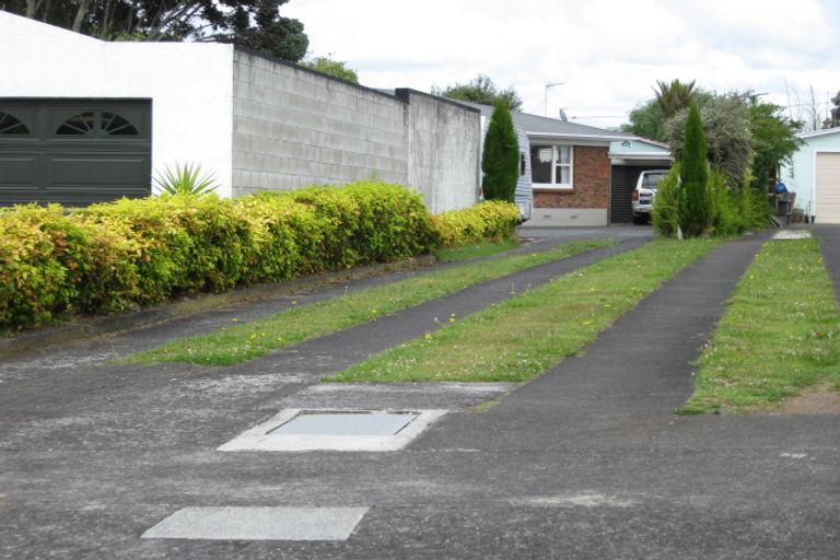 Photo of property in 16 Mason Avenue, Pukekohe, 2120