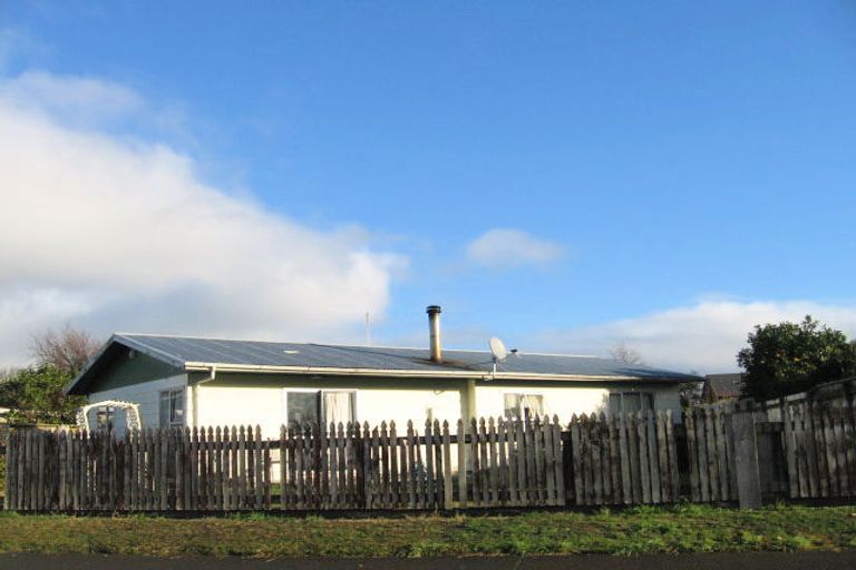 Photo of property in 27 Livingstone Road, Flaxmere, Hastings, 4120
