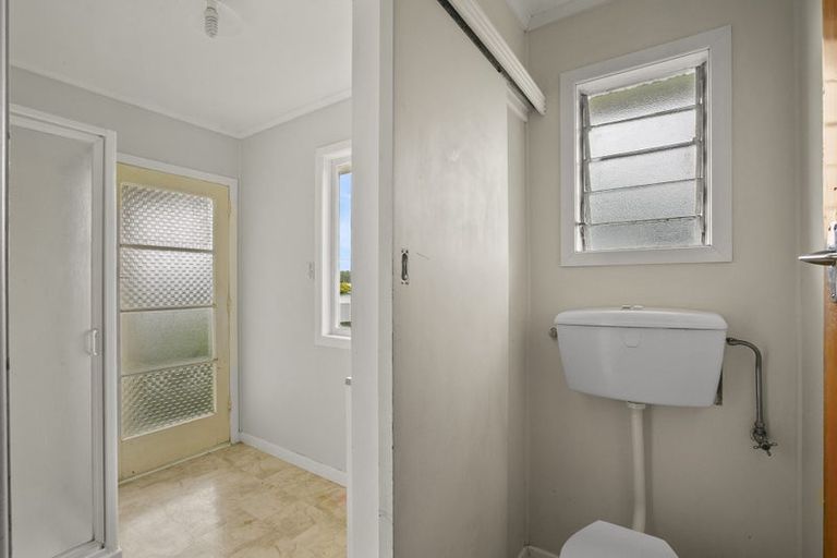 Photo of property in 188 Ngamotu Road, Spotswood, New Plymouth, 4310