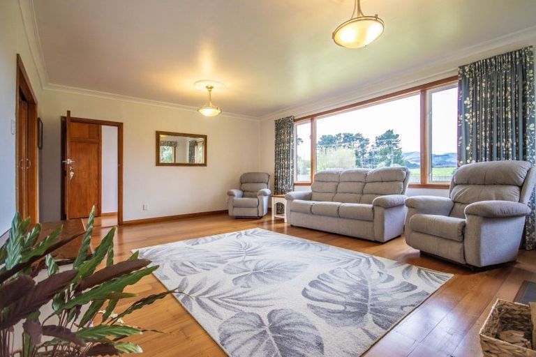 Photo of property in 296 Old Road West, Turitea, Palmerston North, 4472