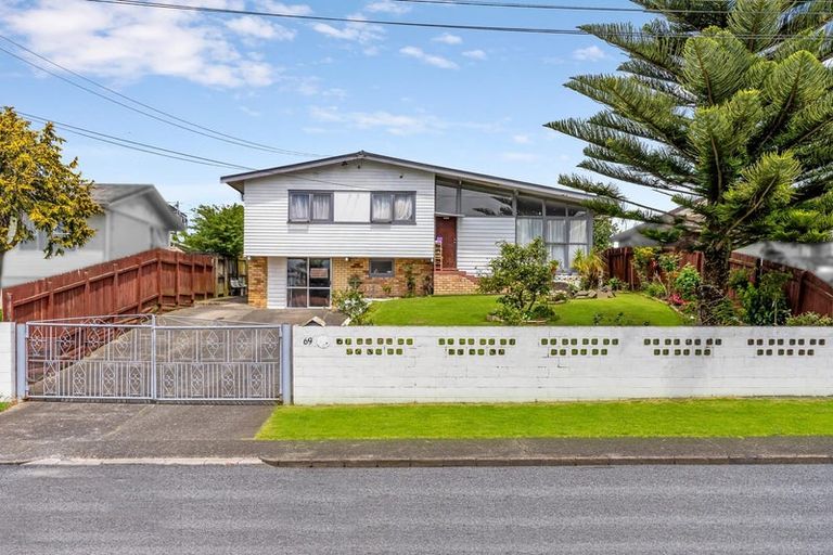 Photo of property in 69 Ferguson Street, Manurewa East, Auckland, 2102