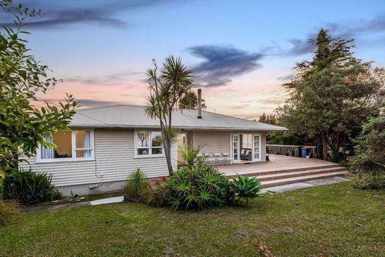 Photo of property in 77 Royal Road, Massey, Auckland, 0614