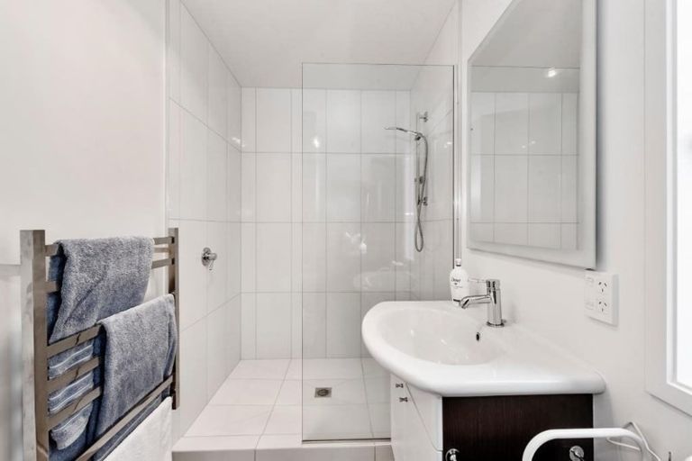 Photo of property in 23u7 Marama Street, Frankton, Hamilton, 3204