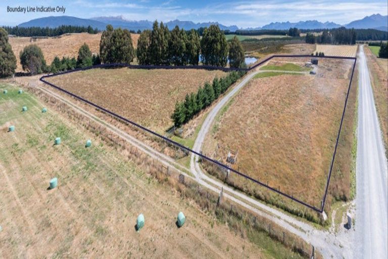 Photo of property in 1350 Ramparts Road, Manapouri, Te Anau, 9679