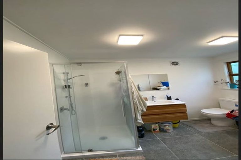 Photo of property in 45a Randwick Road, Northland, Wellington, 6012