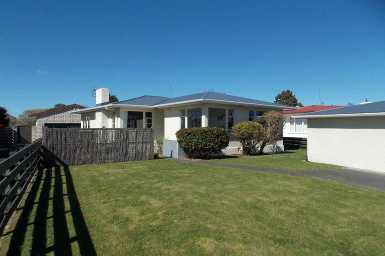 Photo of property in 60 College Street, Awapuni, Palmerston North, 4412