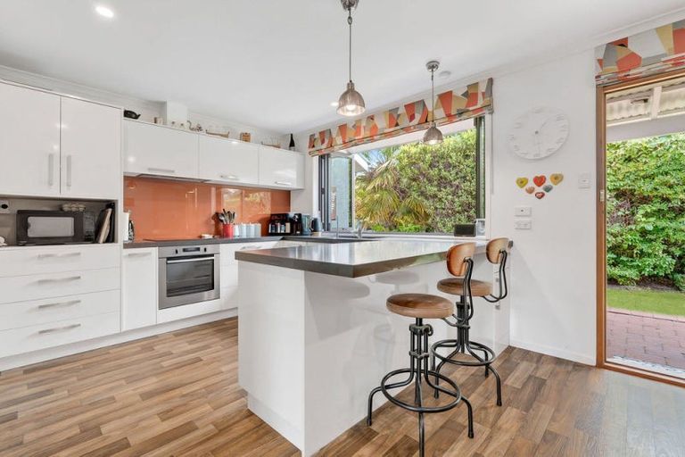 Photo of property in 19 Syndic Street, Cromwell, 9310