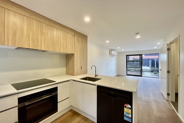 Photo of property in 47 Selo Street, Glen Eden, Auckland, 0602