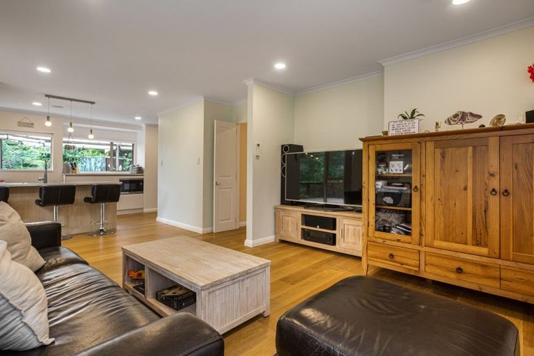 Photo of property in 30 Amherst Place, Albany, Auckland, 0632