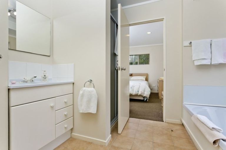 Photo of property in 1/129a Manuka Road, Bayview, Auckland, 0629