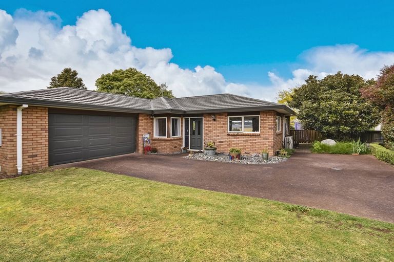 Photo of property in 8 Rays Way, Tuakau, 2121