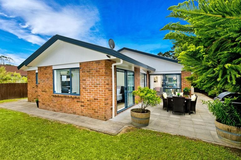 Photo of property in 20 Brookwood Drive, Henderson, Auckland, 0612