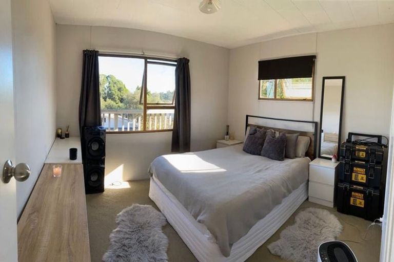 Photo of property in 230 Edward Street, Coromandel, 3506