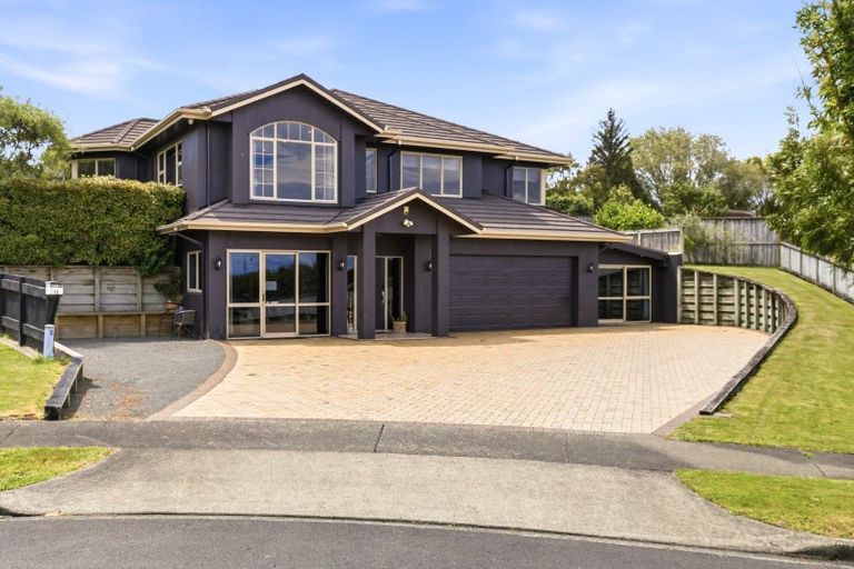 Photo of property in 11 Carpentras Way, Nukuhau, Taupo, 3330