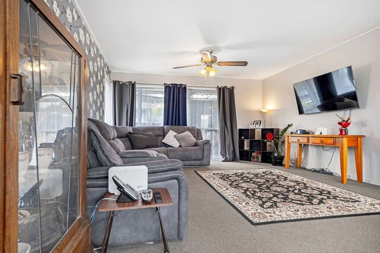 Photo of property in 3 Totara Street, Waiuku, 2123