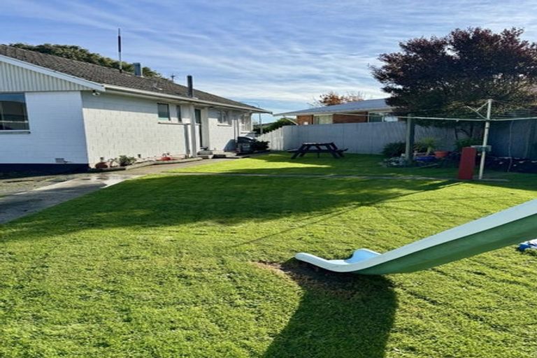 Photo of property in 8 Barrowclough Street, Hoon Hay, Christchurch, 8025