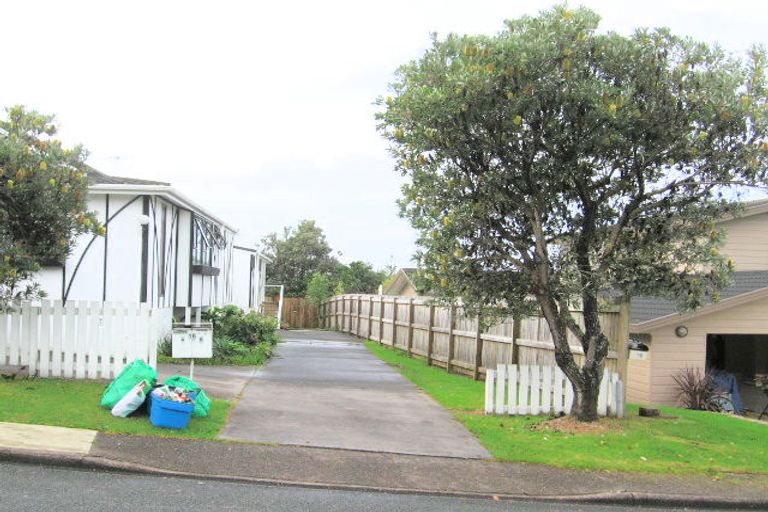 Photo of property in 18a Rosario Crescent, Red Beach, 0932