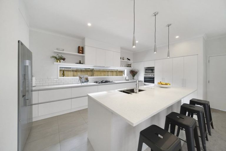 Photo of property in 57 Hayfield Way, Karaka, Papakura, 2113