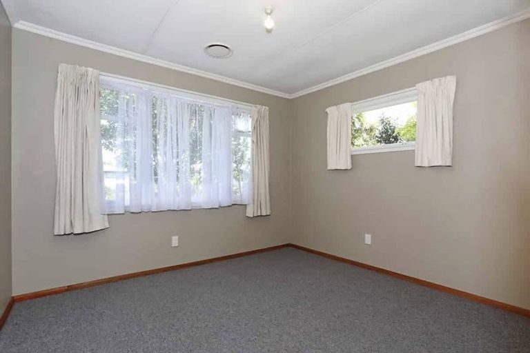 Photo of property in 8 Nairn Crescent, Awapuni, Palmerston North, 4412