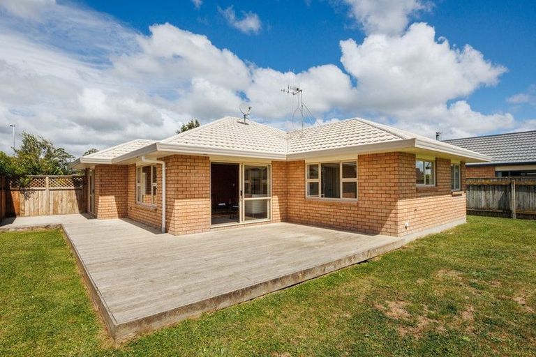 Photo of property in 30 Parnell Heights Drive, Kelvin Grove, Palmerston North, 4414