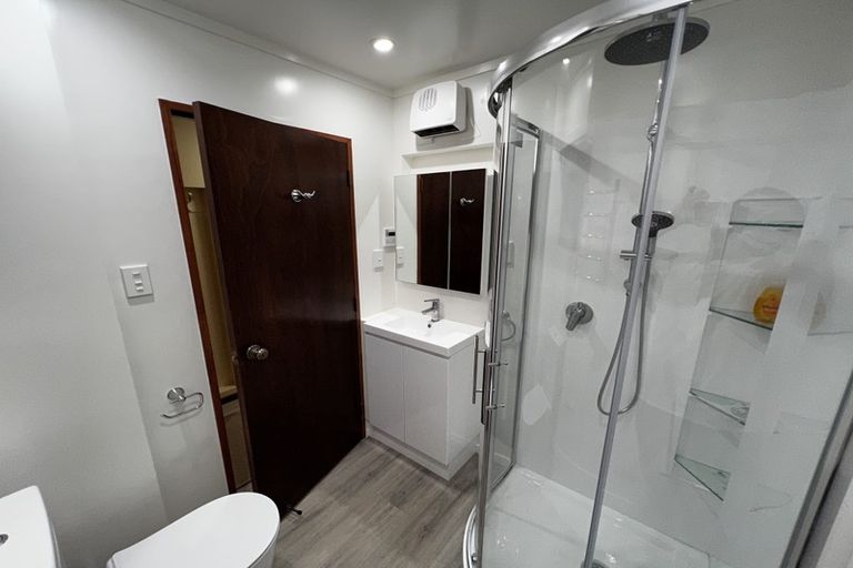 Photo of property in 40f3 Phillip Street, Johnsonville, Wellington, 6037