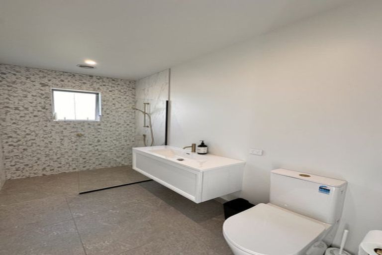 Photo of property in 218 Hamiora Street, Matarangi, 3592