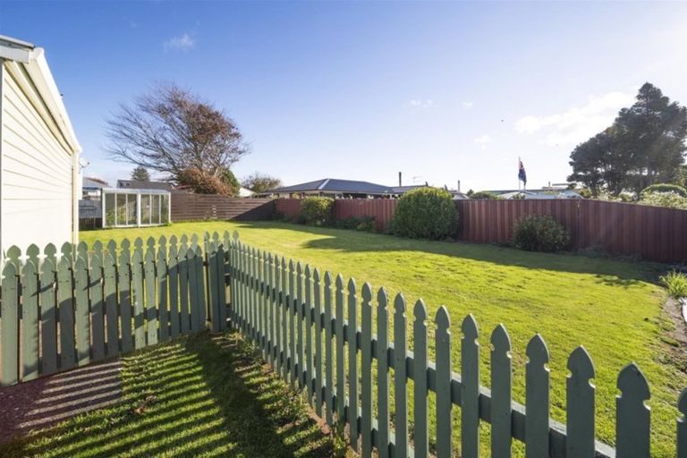 Photo of property in 25 Waihi Road, Hawera, 4610