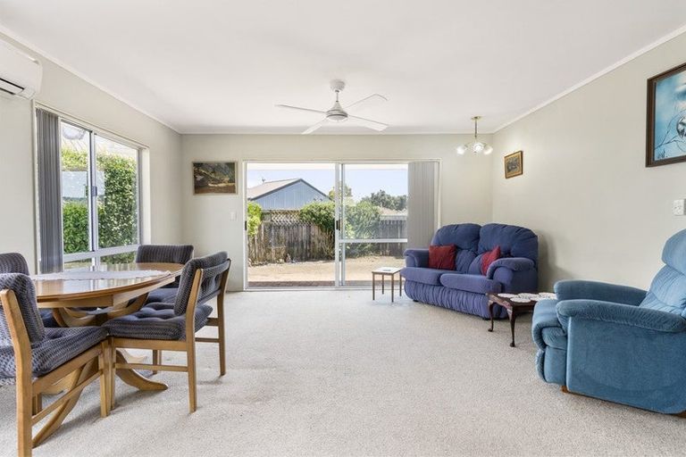 Photo of property in 1/1 Campbell Close, Whangamata, 3620