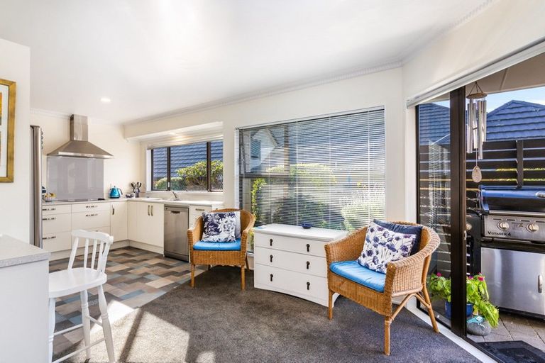 Photo of property in 4 Haines Grove, Rainbow Point, Taupo, 3330
