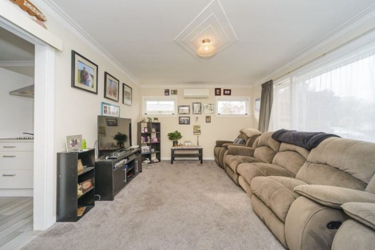 Photo of property in 5 Milton Street, Roslyn, Palmerston North, 4414