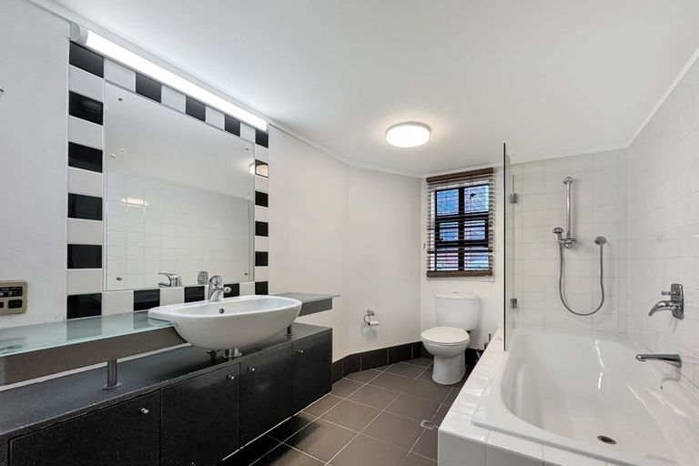 Photo of property in Dominion Apartments, 11/80u Victoria Street, Wellington Central, Wellington, 6011