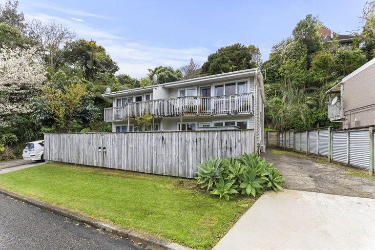 Photo of property in 55 Carrington Street, Lower Vogeltown, New Plymouth, 4310