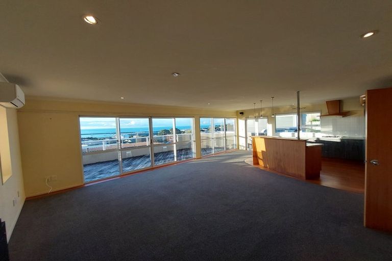 Photo of property in 25 Bayly Road, Moturoa, New Plymouth, 4310