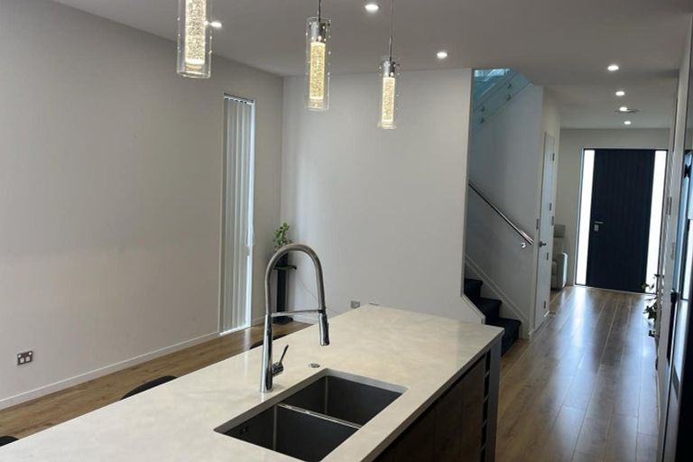 Photo of property in 17 Hing Street, Flat Bush, Auckland, 2019