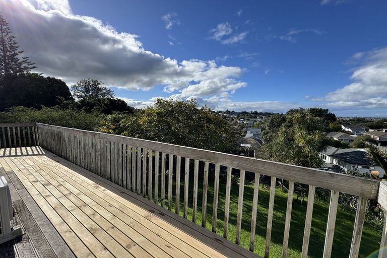 Photo of property in 26 Weldene Avenue, Glenfield, Auckland, 0629