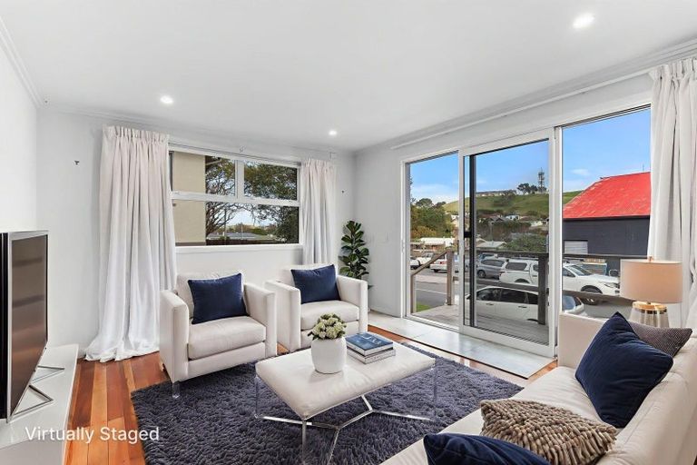 Photo of property in 3 Stuart Place, Blagdon, New Plymouth, 4310