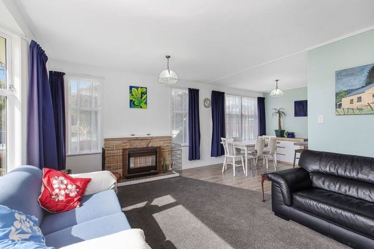 Photo of property in 14 Pembroke Street, Tawa, Wellington, 5028