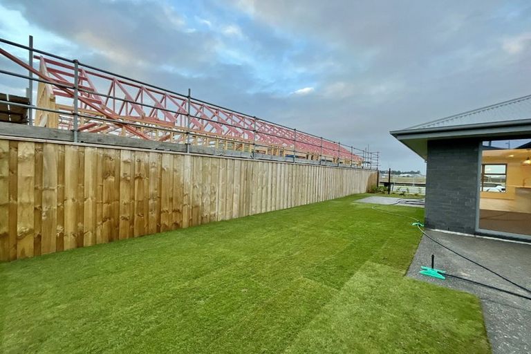 Photo of property in 10 Privet Way, Rolleston, 7614