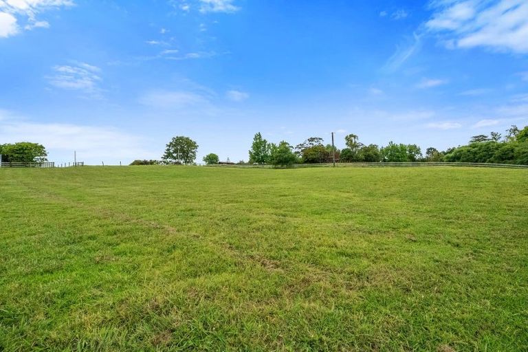 Photo of property in 51 Glenmore Road, Coatesville, Albany, 0793