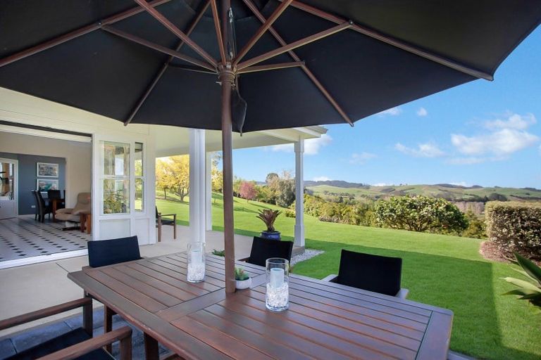 Photo of property in 41 Retreat Road, Haruru, 0204