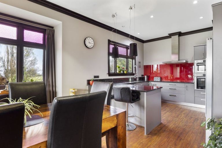 Photo of property in 4 Hastie Road, Cardiff, Stratford, 4391