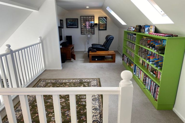 Photo of property in Rangeview Villas, 56/9 Fuller Close, Levin, 5510