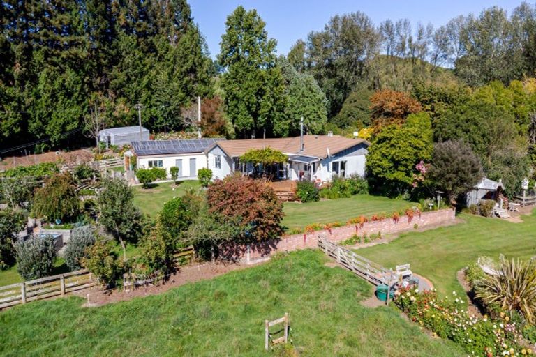 Photo of property in 510 Smedley Road, Tikokino, Waipawa, 4274