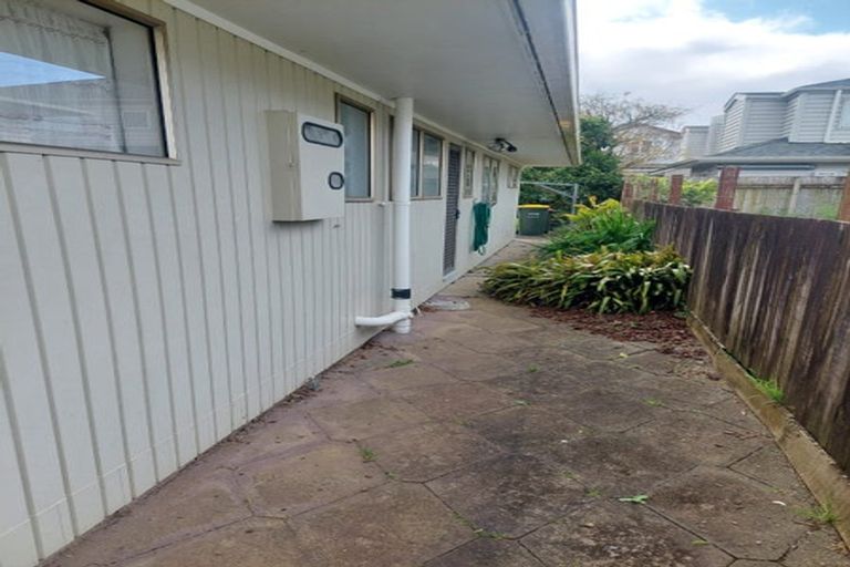 Photo of property in 1/10 Fernaig Street, Papakura, 2110