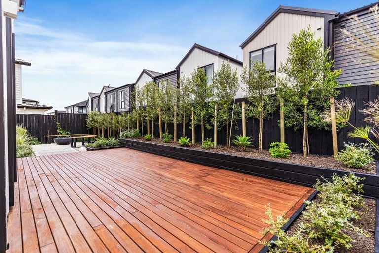 Photo of property in 3 Treloar Crescent, Hobsonville, Auckland, 0616