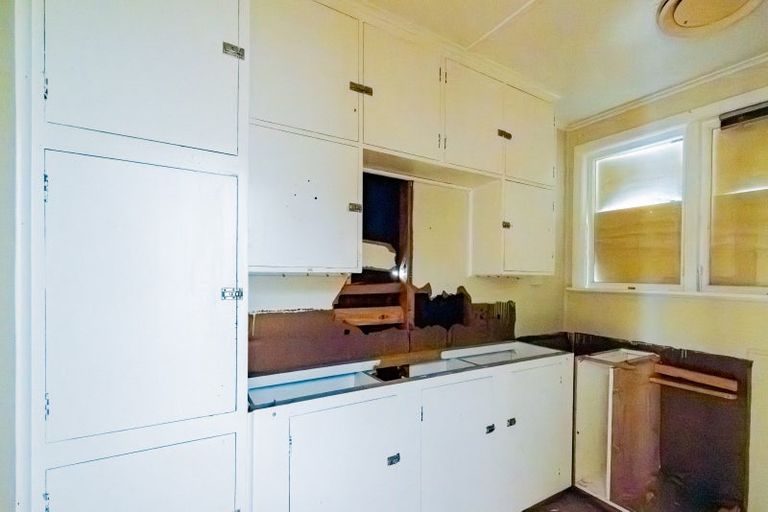 Photo of property in 10-12 Panckhurst Street, Havelock North, 4130