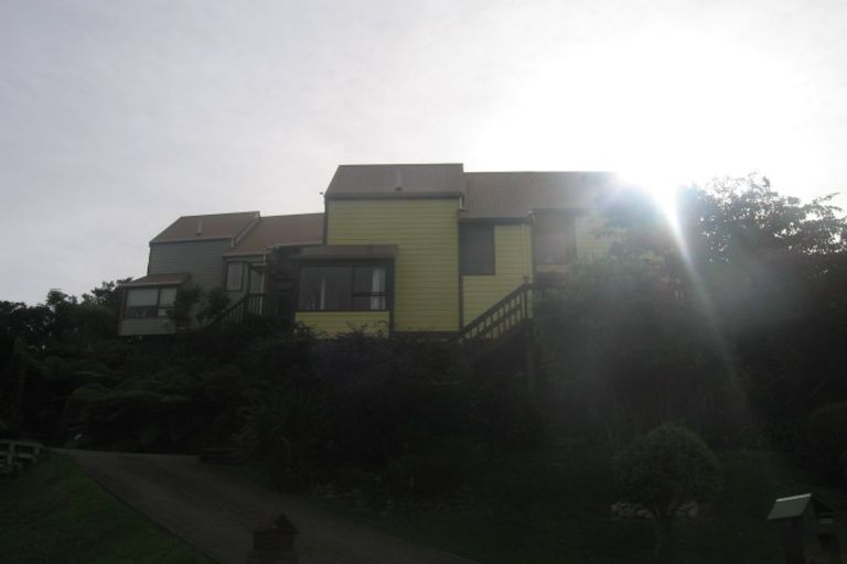 Photo of property in 8a Wattle Grove, Maungaraki, Lower Hutt, 5010