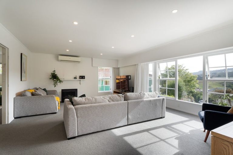 Photo of property in 14 Dormar Place, Churton Park, Wellington, 6037